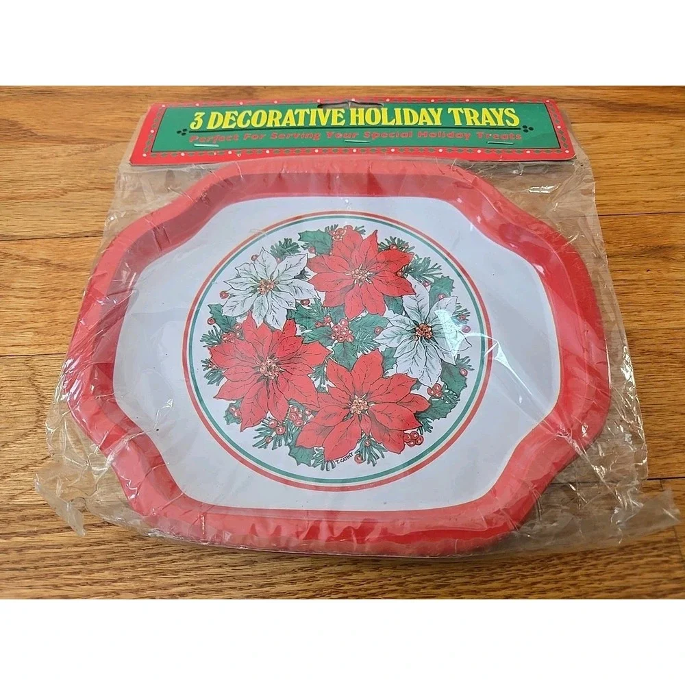 Vintage Ullman 3 Decorative‎ Metal Holiday Christmas Trays Decorative Poinsettia